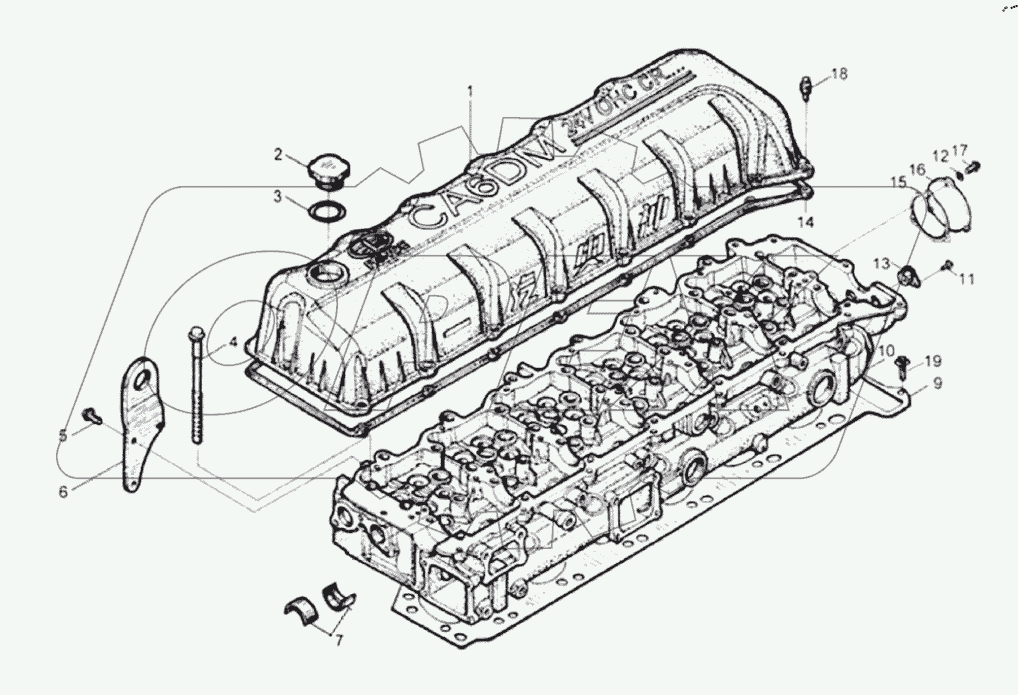  Головка блока цилиндров с клапанной крышкой