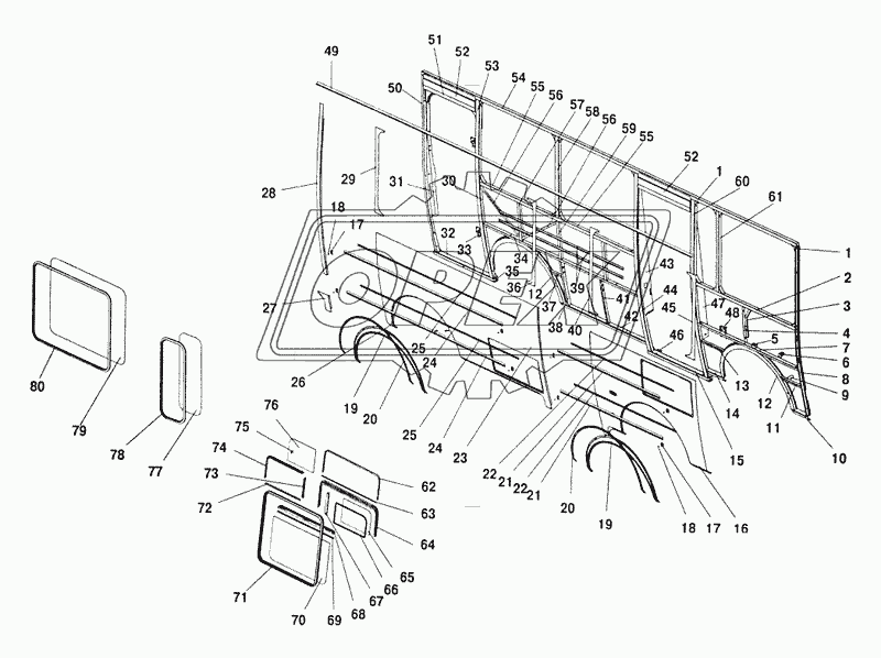Боковина кузова правая с остеклением