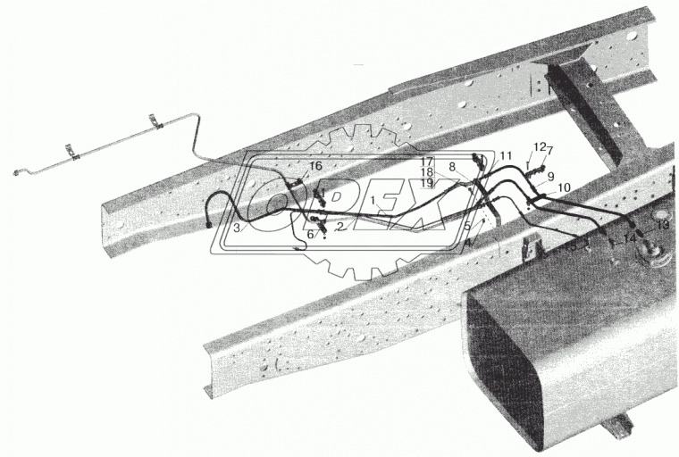 551603-1104586-030 Трубка (медь+шланг) ф10; L=3000 Г=М16+К19/Г=М16+К19. МАЗ