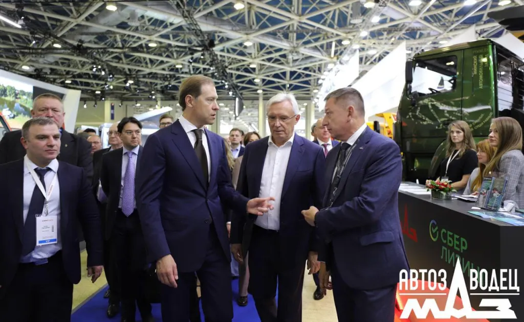 Мантуров, Когогин, Иванкович.jpg