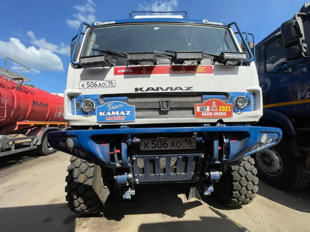 Раллийный КАМАЗ.jpg 2.jpg