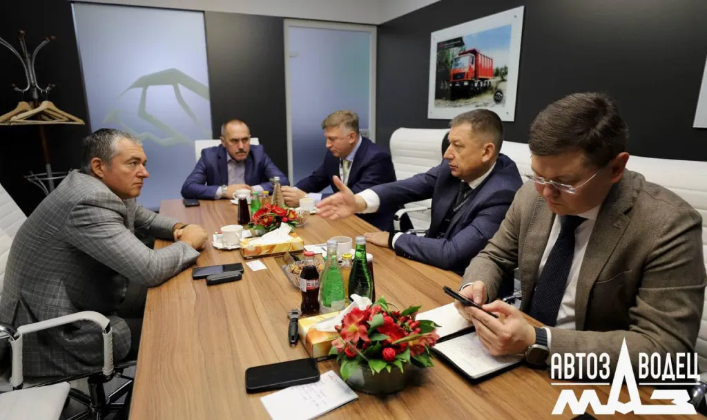 с партнёрами из СПБ.jpg