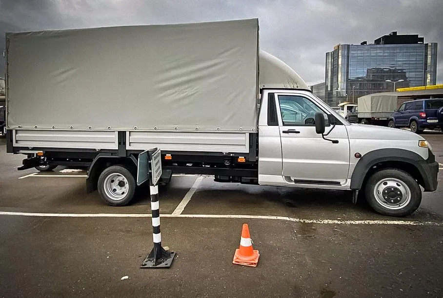 УАЗ Профи.jpg УАЗ Профи.jpg