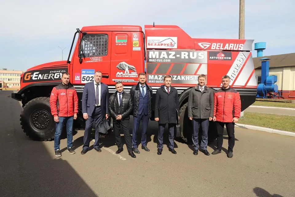 ДЕЛЕГАЦИЯ АЛРОСА ПОСЕТИЛА МАЗ - 5.jpg ДЕЛЕГАЦИЯ АЛРОСА ПОСЕТИЛА МАЗ - 5.jpg