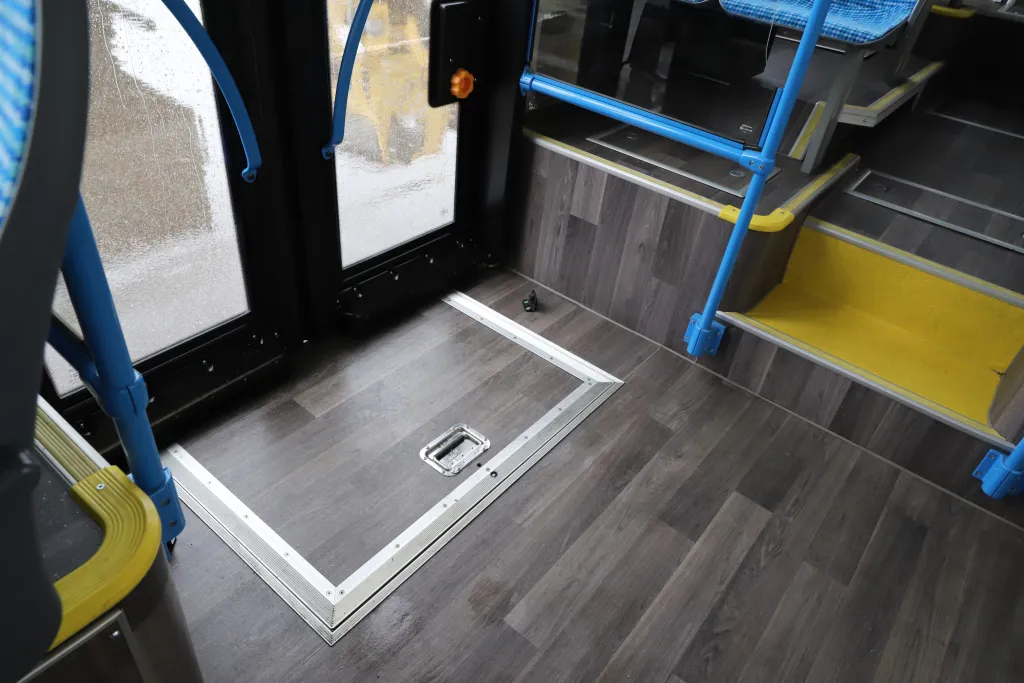 МАЗ 206_2.jpg МАЗ 206_2.jpg