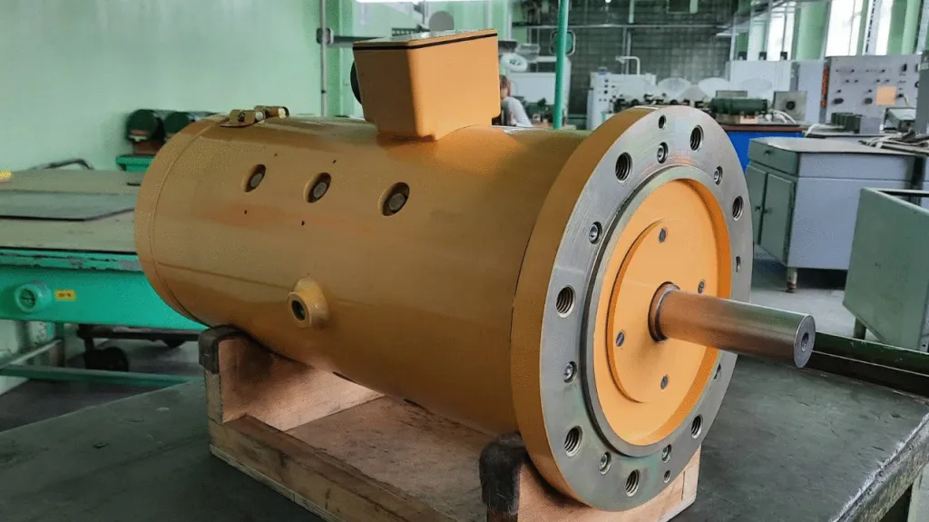 Двигатель БелАЗ.png дв белаз.png