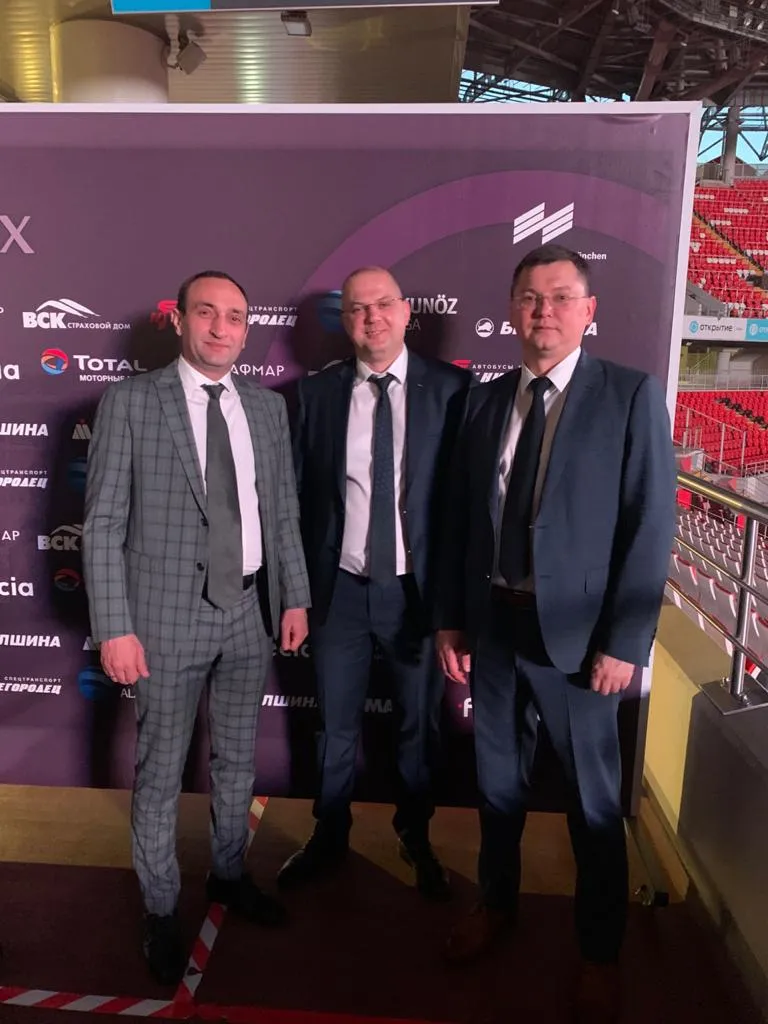 Генеральный директор.jpg 9a57af22-b54c-4fdf-9184-db465c55e644.jpg