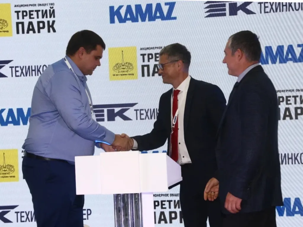 Партия автобусов.jpg Партия автобусов.jpg