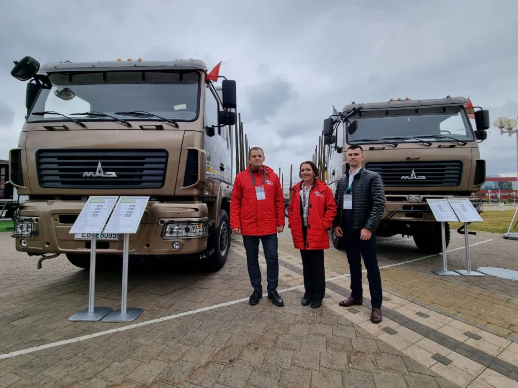 маз лесдревтех.jpg маз лесдревтех.jpg