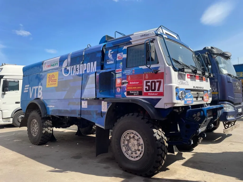 Раллийный КАМАЗ.jpg 4.jpg