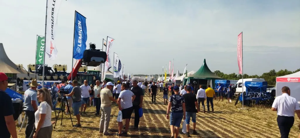 Саратов-Агро. День поля. 2022.jpg f49bc134-7890-40b0-9cdc-2ad86e88e04b.jpg