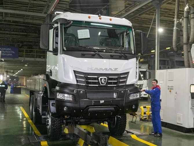 Седельный тягач КАМАЗ-65955.jpg