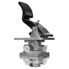 БАК.13514 Кран тормозной 2-х секционный подпедальный (с педалью в СБ); (ГТК Н/О) МАЗ,КамАЗ ЕВРО (8 отверст.М22х1,5/7отверст.ф10) БелАК