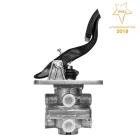 БАК.13514 Кран тормозной 2-х секционный подпедальный (с педалью в СБ); (ГТК Н/О) МАЗ,КамАЗ ЕВРО (8 отверст.М22х1,5/7отверст.ф10) БелАК