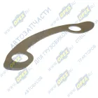 6303-2502044 Пластина стопорная шпильки стакана подшипников МАЗ (141х13, h=1,5., 2 отв, полумесяц, сталь) МАЗ