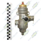 100-3512010-10 Регулятор давления воздуха РДВ КамАЗ,МАЗ,УРАЛ,ЗиЛ,КрАЗ,ЛиАЗ (3выхода М16х1,5/М22х1,5/М22х1,5 креп 1отв с краном) РААЗ