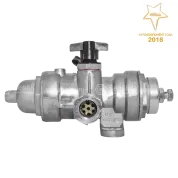 Регулятор давления воздуха РДВ КамАЗ,МАЗ,УРАЛ,ЗиЛ,КрАЗ,ЛиАЗ (3выхода М16х1,5/М22х1,5/М22х1,5 креп 1отв с краном)