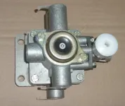 Воздухораспределитель тормозов п/прицепа 2-х пров. Н/О КамАЗ,МАЗ,ЗиЛ, прицепа Multibrand Trailer Universal,MB SK/MK/NG-Series,MAN DAF LCV (1970-2020),