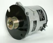 Генератор 28В,140А, НЕФАЗ Турист дв.КАМАЗ-740 поликлин.шкив 3.56х9