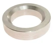 Кольцо С/И (сталь) 92х140х33 с внутр. фаской манжеты задней ступицы (под сальник 140х170)