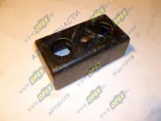 Подкладка 165х90х55; 2отв.ф35/1отв.ф20 с бобышкой, передней малолистовой рессоры