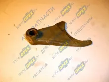 Вилка включения прямой и понижающей передач заднего моста раздаточной коробки ГАЗ-66,3308,33081 с КОМ