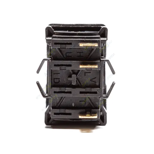 П147-01.03 AE Переключатель-клавиша 2-х поз. 12-24v 3контакта КАМАЗ,МАЗ противотум.фар AVTOELECTRICA4