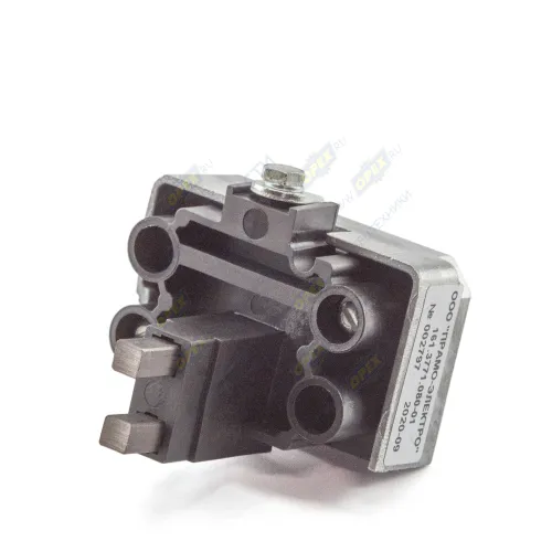 161.3771.080-01 Щеткодержатель с регулятором генератора 291,161,164,19,192 / ZIL, UAZ, GAZ /; (для ген. 291,161,164,19,191,192,193) ELTRA