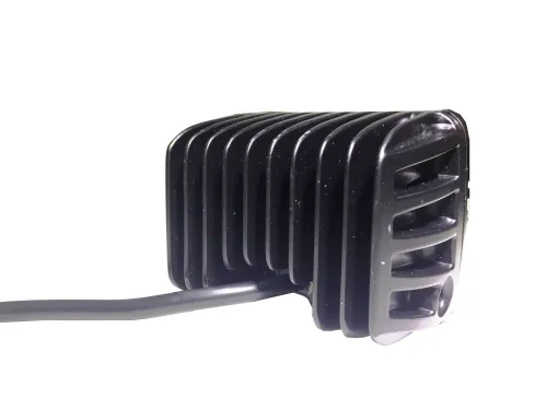 9036 Фара светодиодная доп.освещения; 36 вт ближний 90х70х85мм с боковым засветом LT3