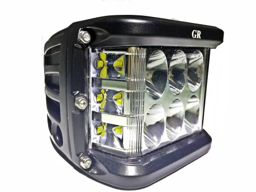 9036 Фара светодиодная доп.освещения; 36 вт ближний 90х70х85мм с боковым засветом LT2