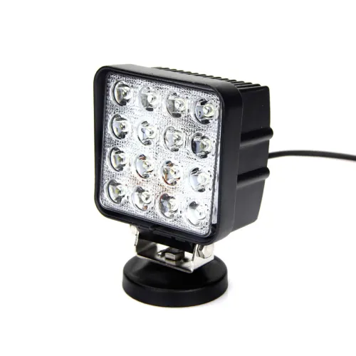 LT-1248SS Фара рабочего света (дальний) светодиодная КВАДРАТНАЯ 48 вт; 48 вт дальний (SPOT) (L=110Х110  h=70) LT1