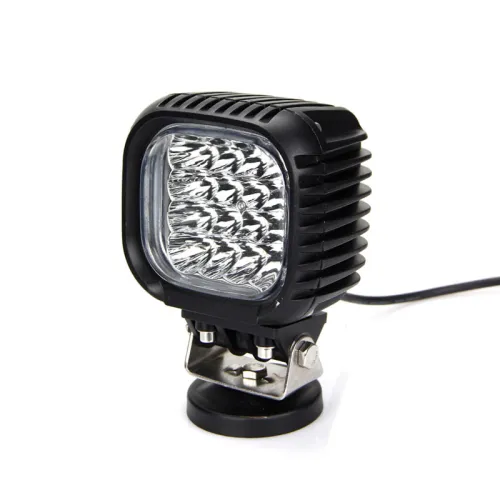 LT-1448SF Фара рабочего света (ближний) светодиодная КВАДРАТНАЯ 48 вт; 48 вт ближний (FLOOD)(CREE) 120х115х90 LT