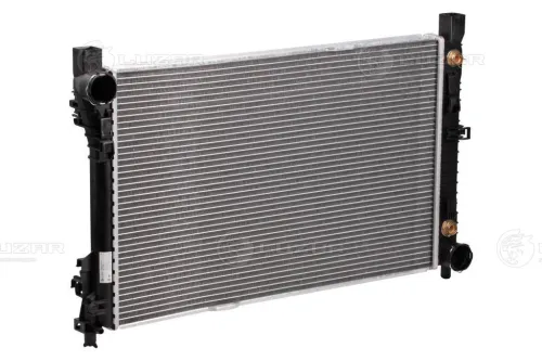 LRc 15103 Радиатор охл. для а/м MB C (W203) (00-) M/A Luzar