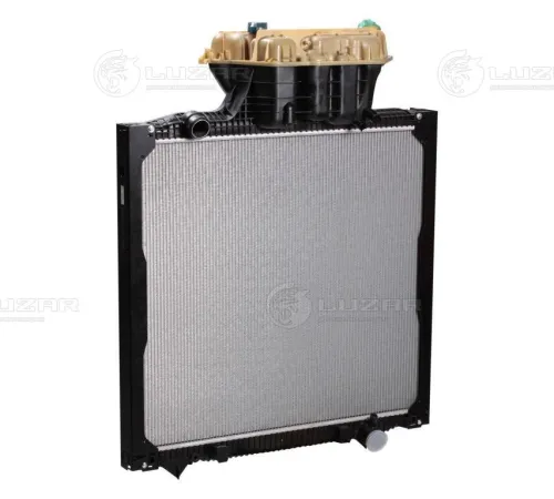 LRc 1282 Радиатор охлаждения TGA ('00-), TGS/TGX ('07-) MAN TGA (2000-2021) MAN TGA (2000-2021); 81061016519 Luzar