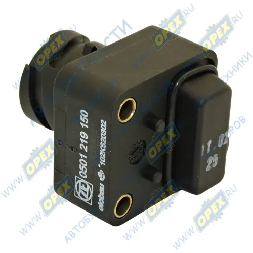 0501 219 150 Датчик заднего хода (ПВХ) 45х43х34 байонет 2 контакта 3 отв. ф5 КПП CF75, КАМАЗ (КПП ZF 16S151 ZF