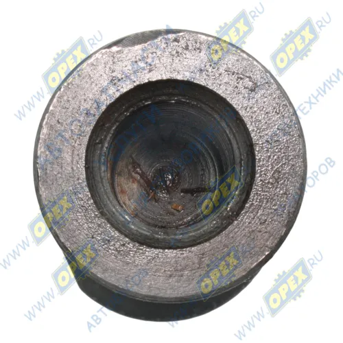 ДЗ-133.45.00.002 Палец резьбовой ф39х104 L1=100 с торца отв. М22х2/М10х1 С/И ДЗ-133.49.00.004 АМКОДОР4