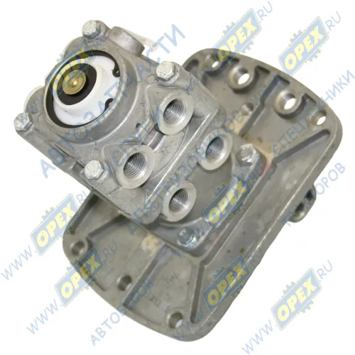 8099-3514108-00 Кран тормозной 2-х контурный подпедальный МАЗ,КамАЗ; прямое выхлопное окно БЕЛОМО