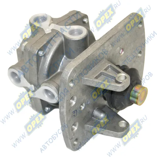 8648-3514108-00 Кран тормозной 2-х секционный подпедальный (с педалью в СБ); (БелОМО) (8648) БЕЛОМО1