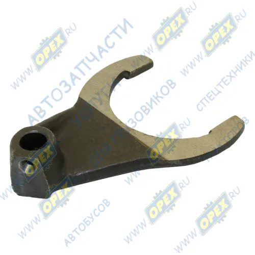 220-1702031 Вилка S=74 L=135 dпос.вал=15 БЗТДИА