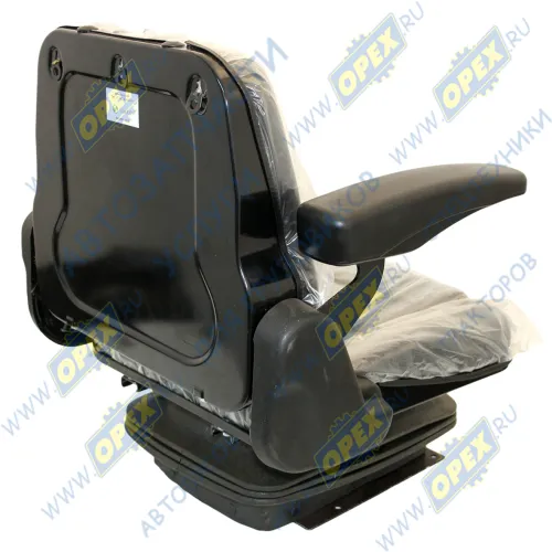 80SC2-6800010-03 Сиденье МТЗ 653мм; 653мм,с подлокотниками,рег-ка наклона,высоты,винилискожа БЗТДИА1