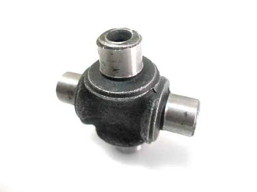 50-3401062 Крестовина рулевого кардана верхняя (40х40; фвала=10; h=22); без подшипников МТЗ, ЮМЗ ВЗТЗЧ1