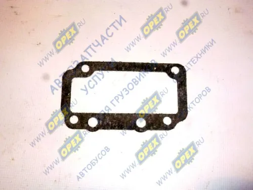 33027-1802197 Прокладка С/Ф; 85х135; 4отв.ф9/2отв.ф11, крышки люка раздаточной коробки Газель,Соболь полный привод ГАЗ