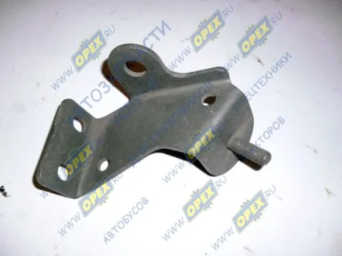 3102-2804017 Кронштейн заднего буфера левый; в сборе со шпилькой (126х98х82) ГАЗ