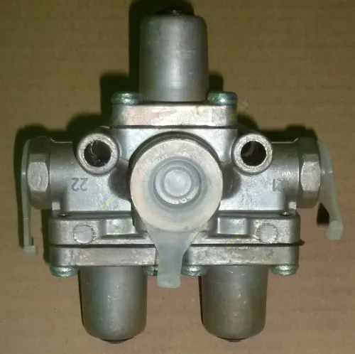 100-3515210 Клапан защитный тройной КамАЗ,МАЗ,УРАЛ,ЗиЛ КАМАЗ-УВК