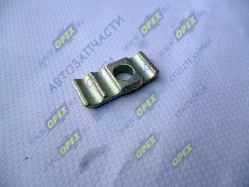 15.1772336 Скоба крепления трубки L=37х16 h=5 делителя сталь (КАМАЗ) КАМАЗ