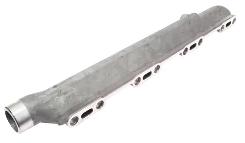 740.1303104 Труба (алюм.) L=630; 2 фланца водяная правая КАМАЗ