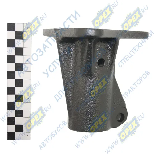 5410-8404151 Держатель фвнутр=42 L=130 треуг.фланец 3отв.ф12, под трубу, заднего крыла КАМАЗ1
