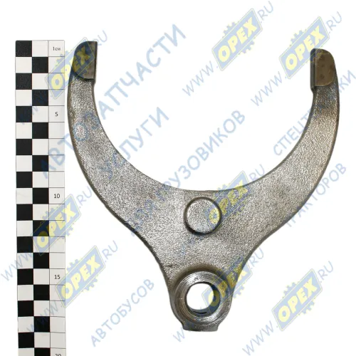 5320-2509049 Вилка S=130 L=175; фпосад=18; 1отв.М10х1,5 муфты блокировки МОД КАМАЗ1