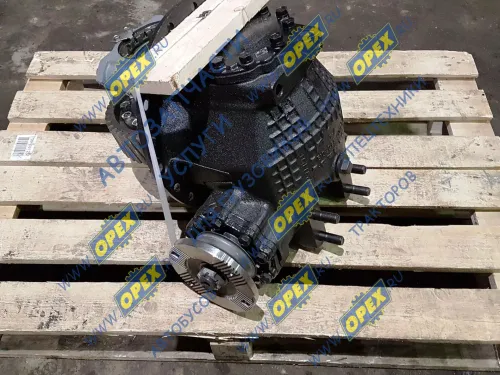 43253-2402011-10 Редуктор ЗМ i=6.53 z=49/13 с БМКД кругл.фланец,торц.шлицы (20шлицов) КАМАЗ