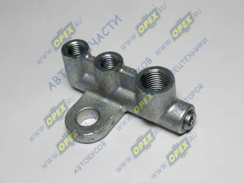 740.70-1104350 Тройник крепления топливных трубок КАМАЗ